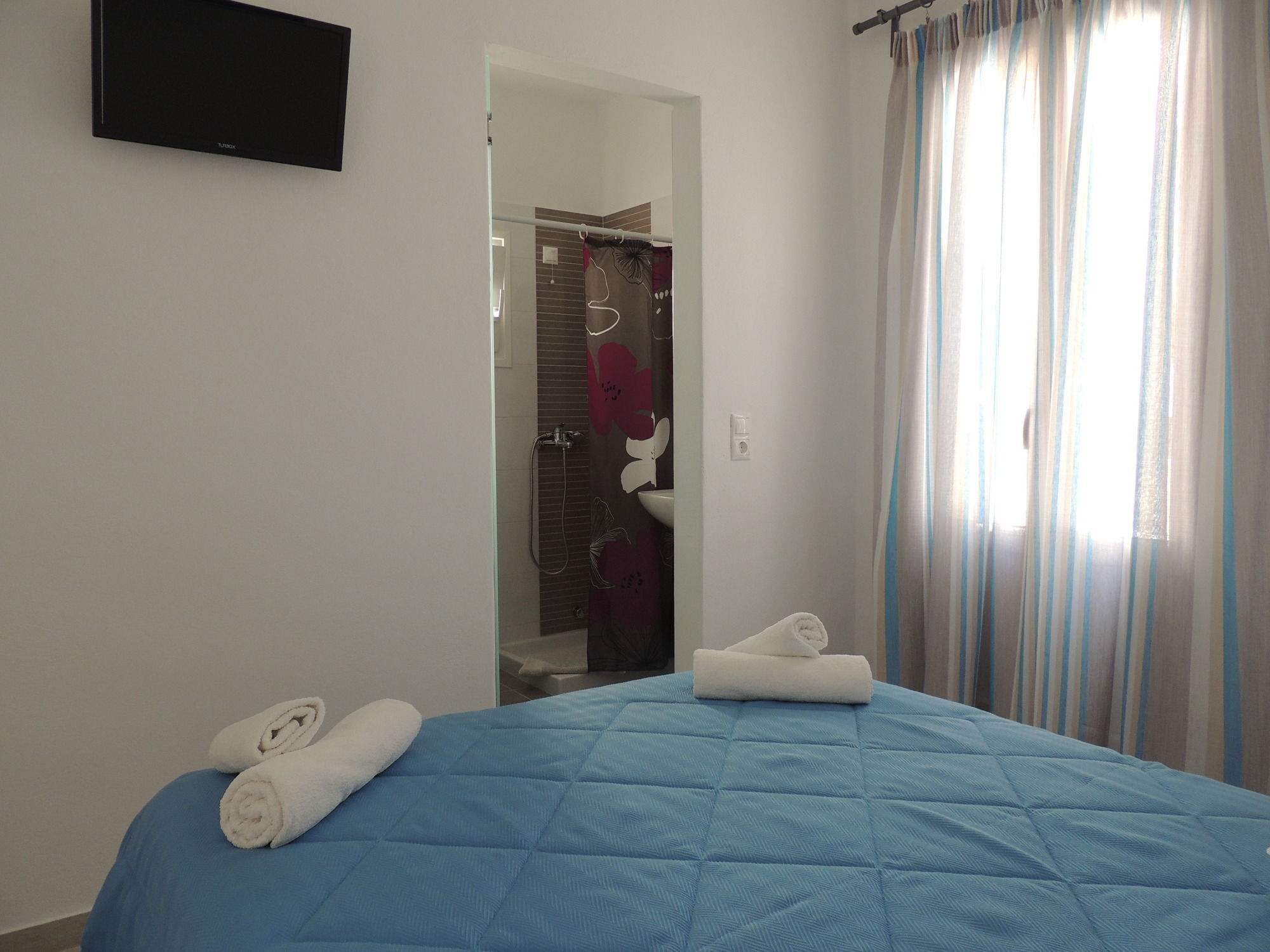 อเนมอสอพาร์ตเมนท์ Aparthotel ออร์นอส ภายนอก รูปภาพ